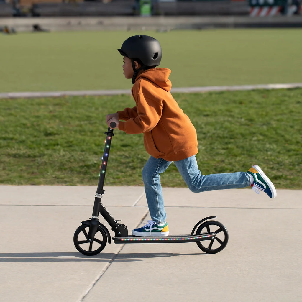 Black 2-Wheel Kick Scooter W959