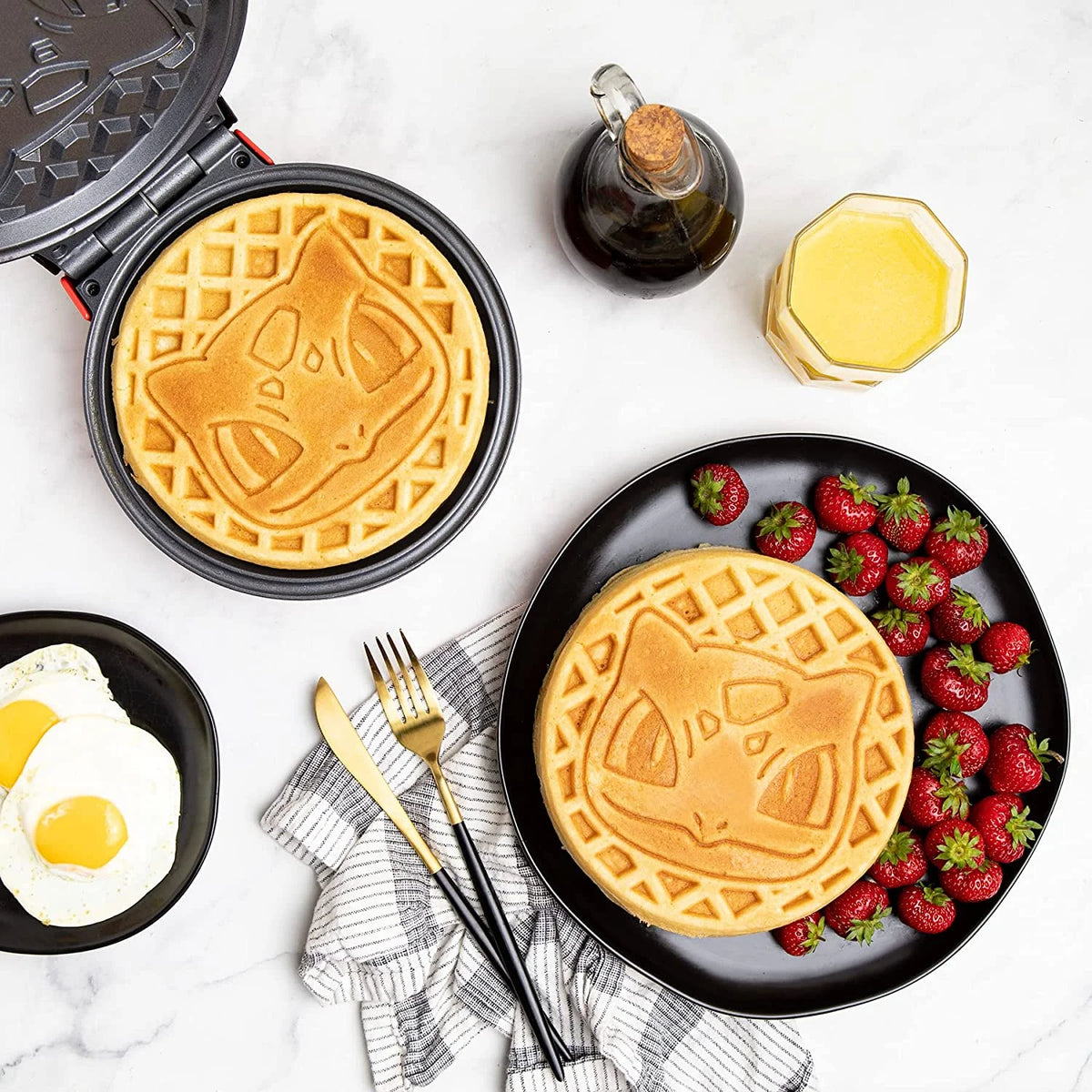 Pokemon Bulbasaur Waffle Maker Z111