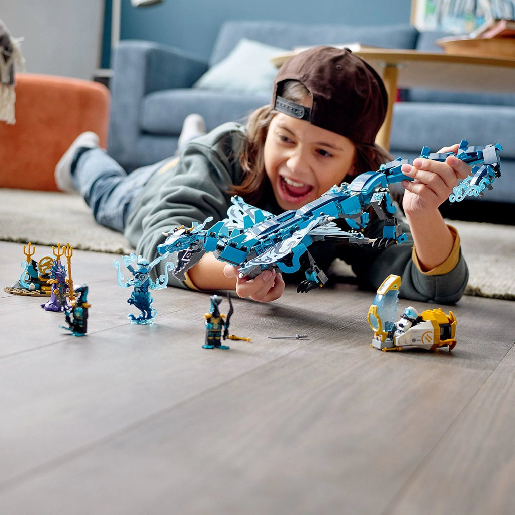 Water Dragon Toy Building Set with 5 Minifigures W4570