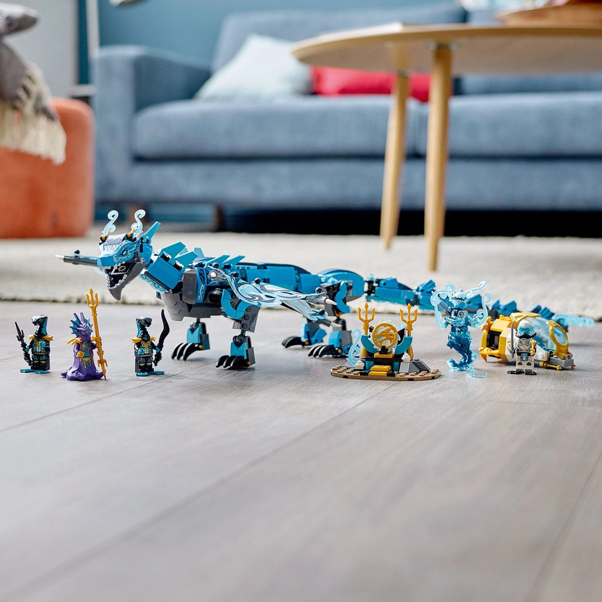 Water Dragon Toy Building Set with 5 Minifigures W4570